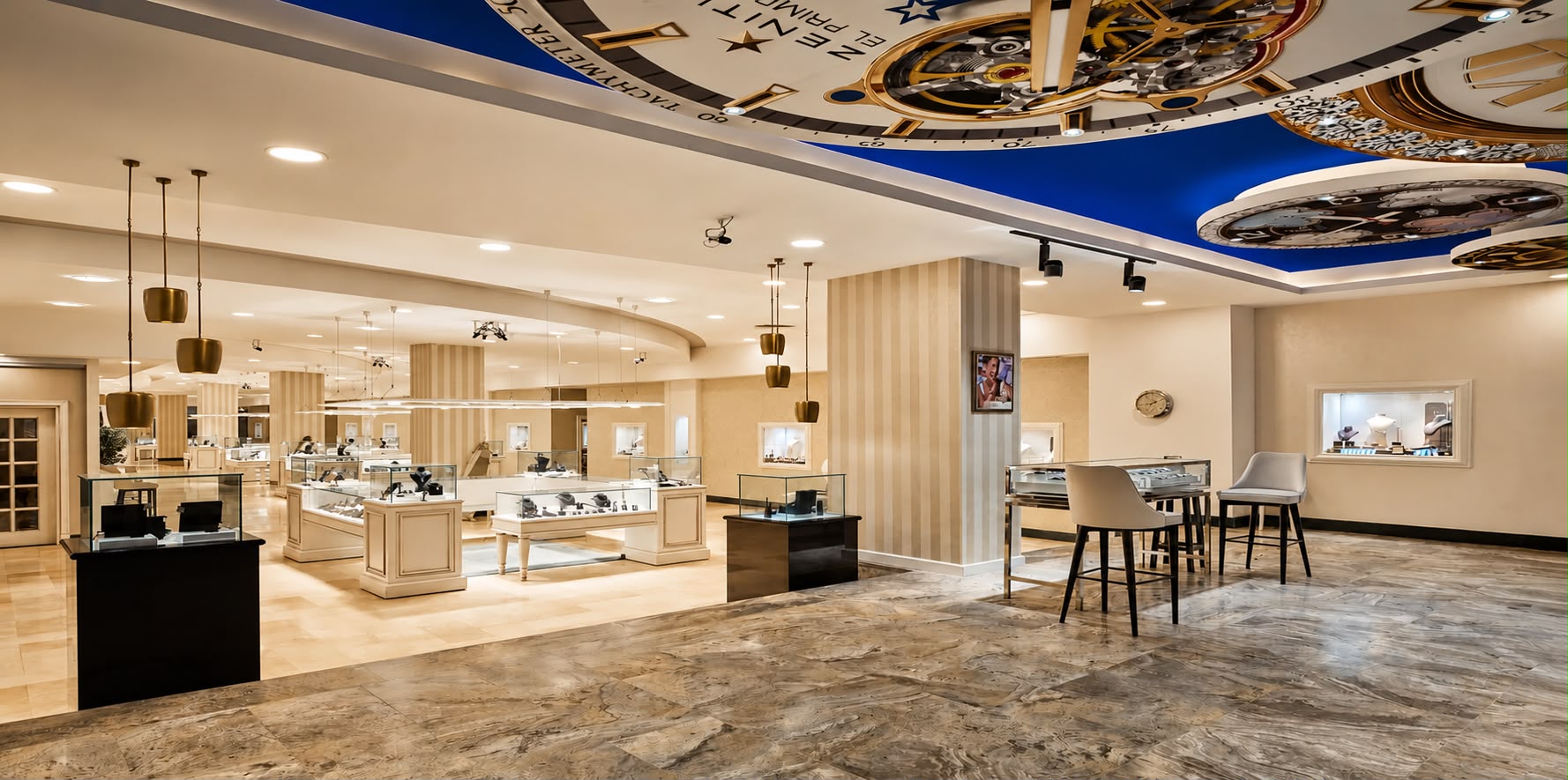 Violla Jewellery lüks mücevher ve saat mağazası iç dekorasyonu, modern takı vitrinleri ve tavan saat tasarımı.
